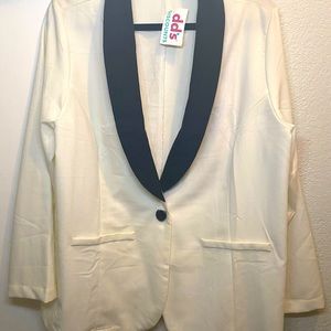 Plus size jacket/blazer
